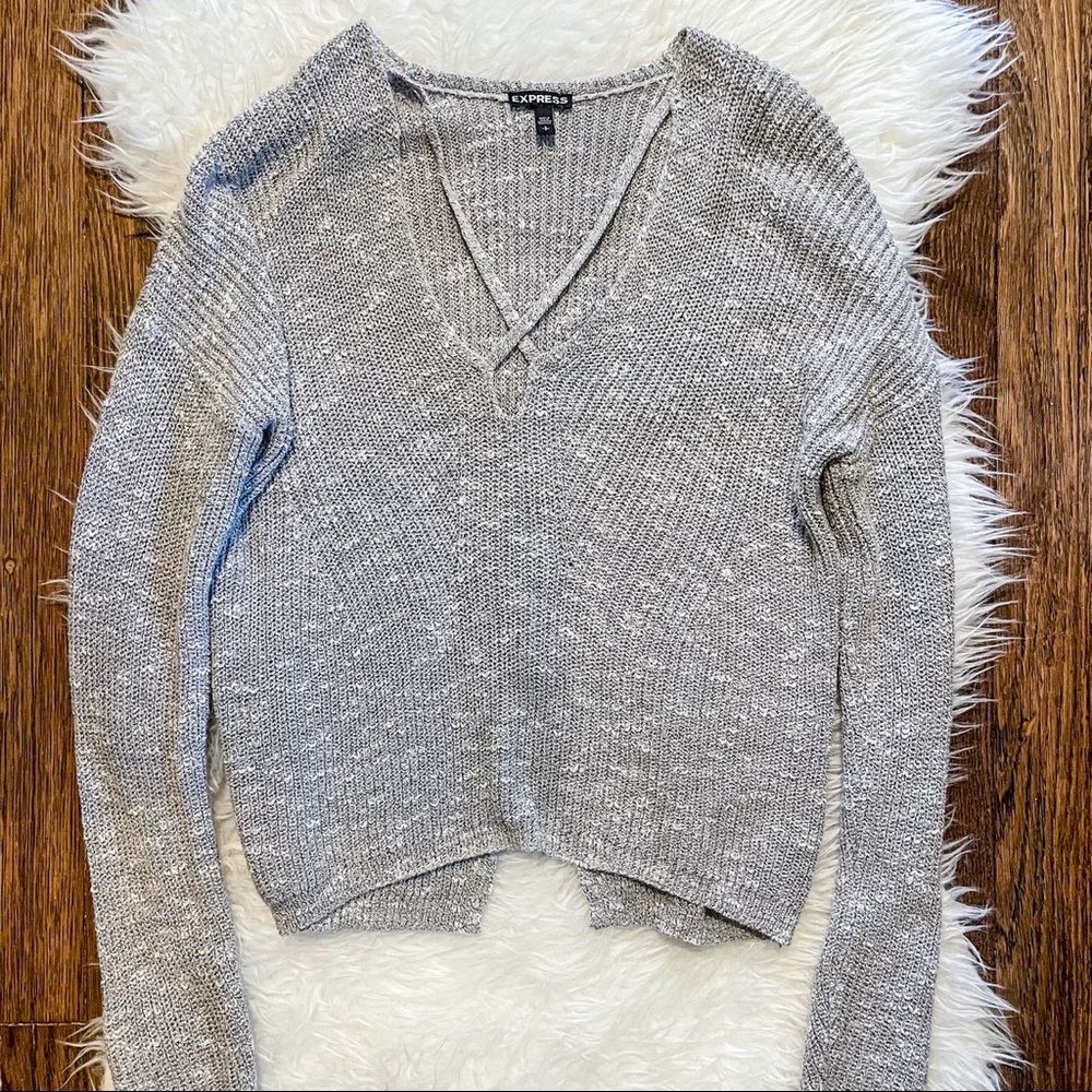 EXPRESS CRISS CROSS GRAY SWEATER